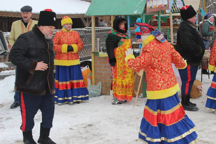 веселись чесной народ!