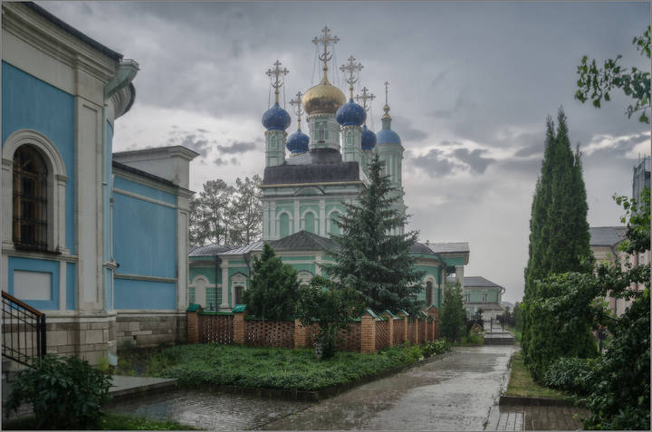 Дождливый июнь