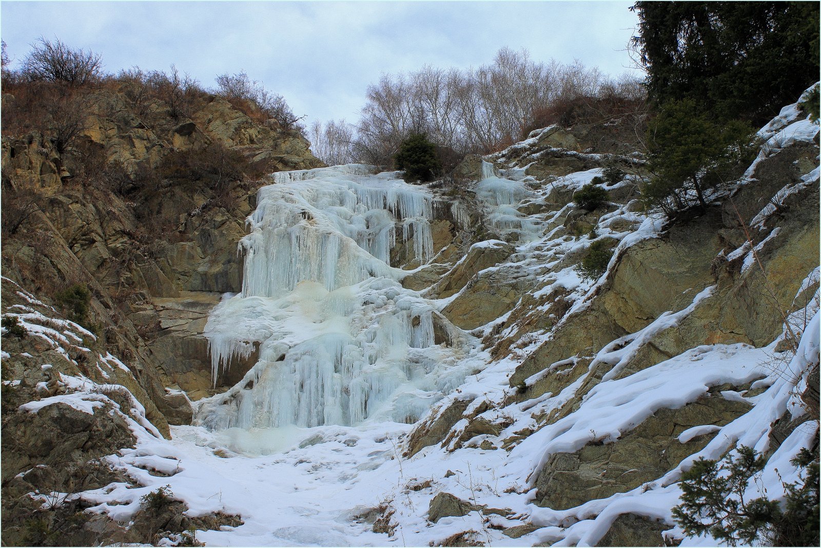 Мороз скульптор.