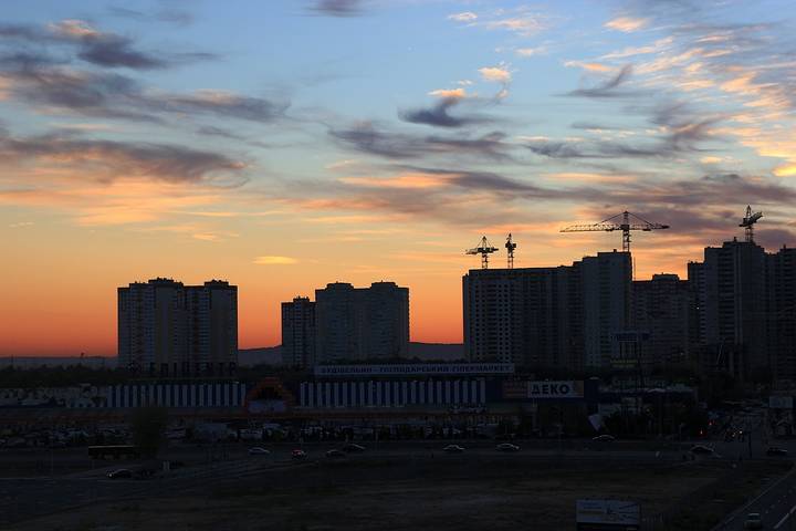 На закате