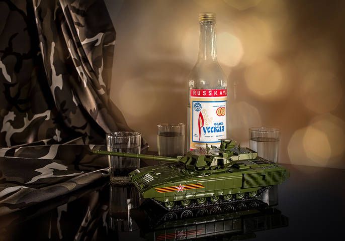 С 23 февраля!
