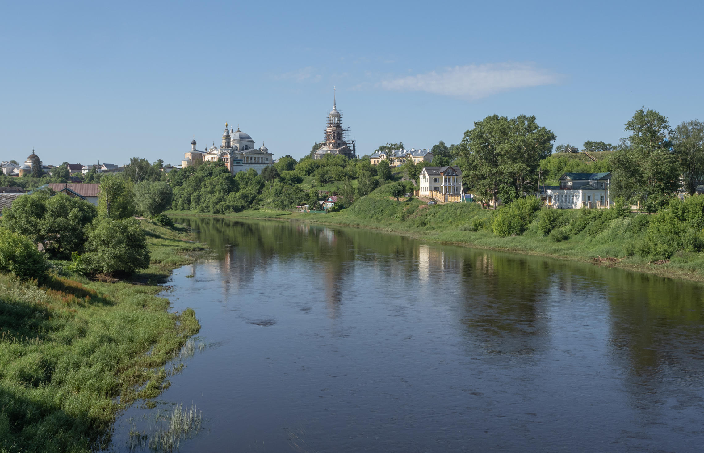 Торжок. Вид с моста через Тверцу