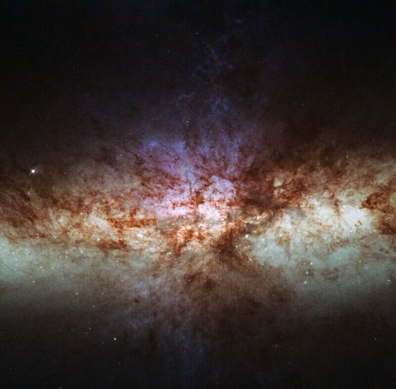 Hubble's detailed view of M82