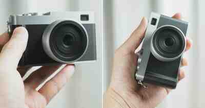 Этот аккумуляторный и карточный чехол выглядит как камера Fujifilm, и мне это нравится