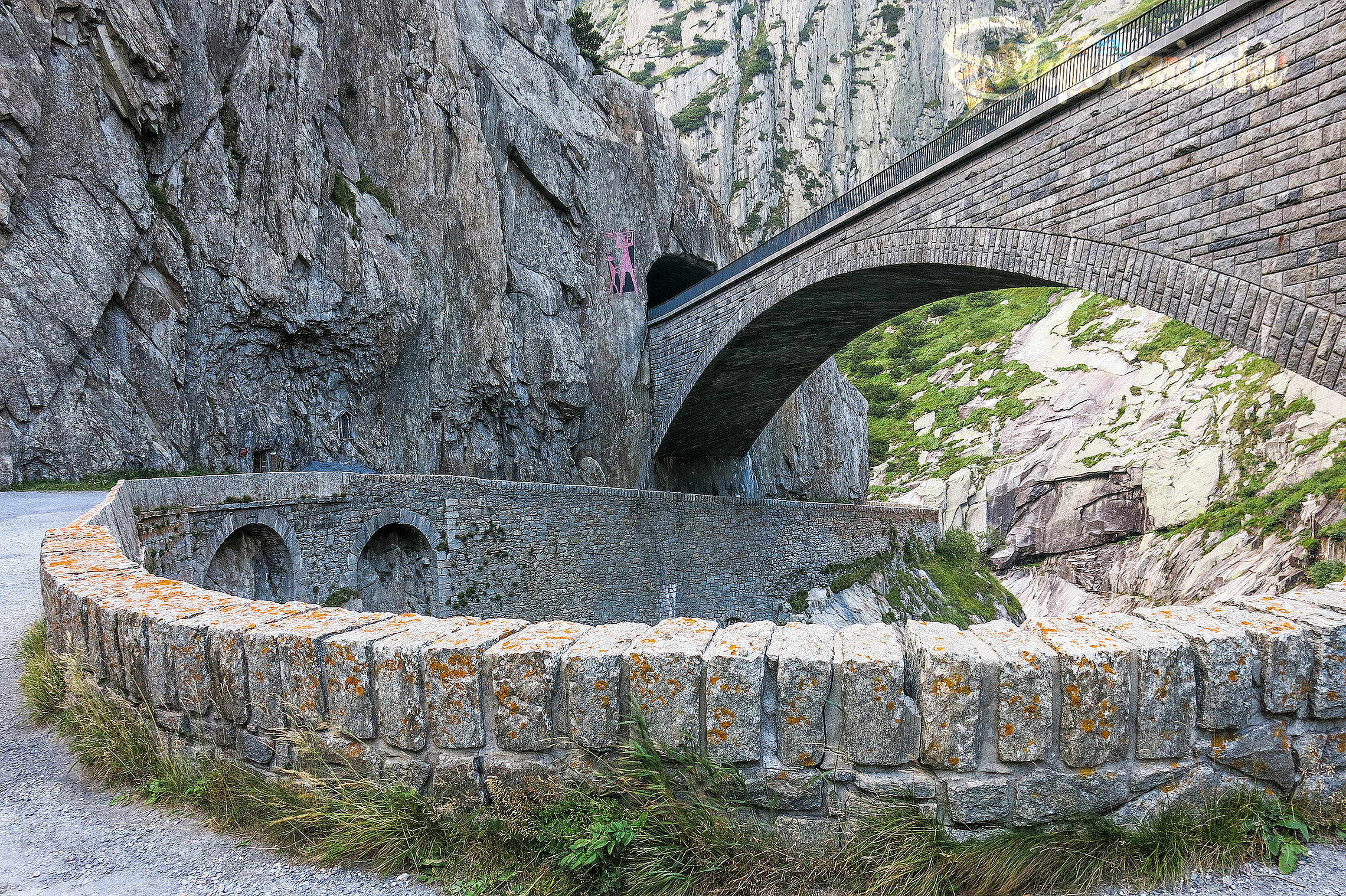 Чертов мост, Швейцария
