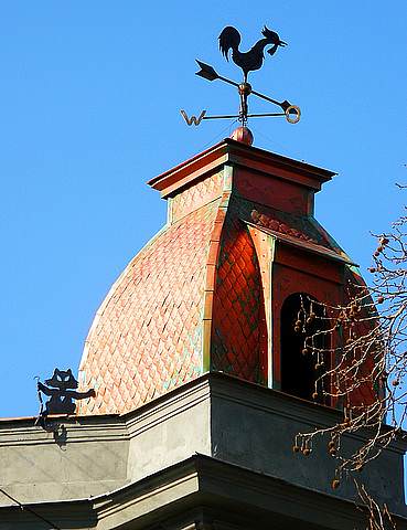 P3283782-001sh350.jpg