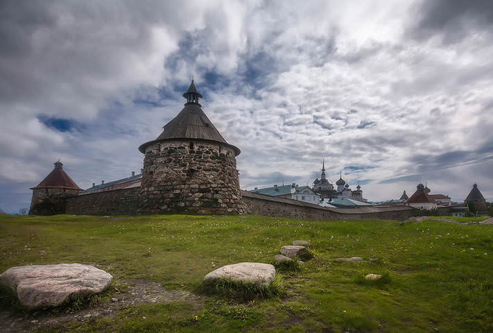 Соловецкого солнца россыпи…