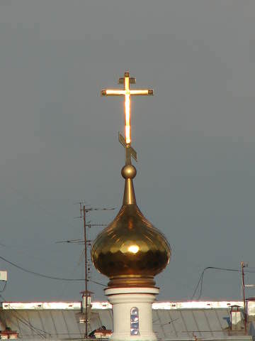 Купол на часовне.