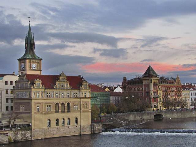Прага