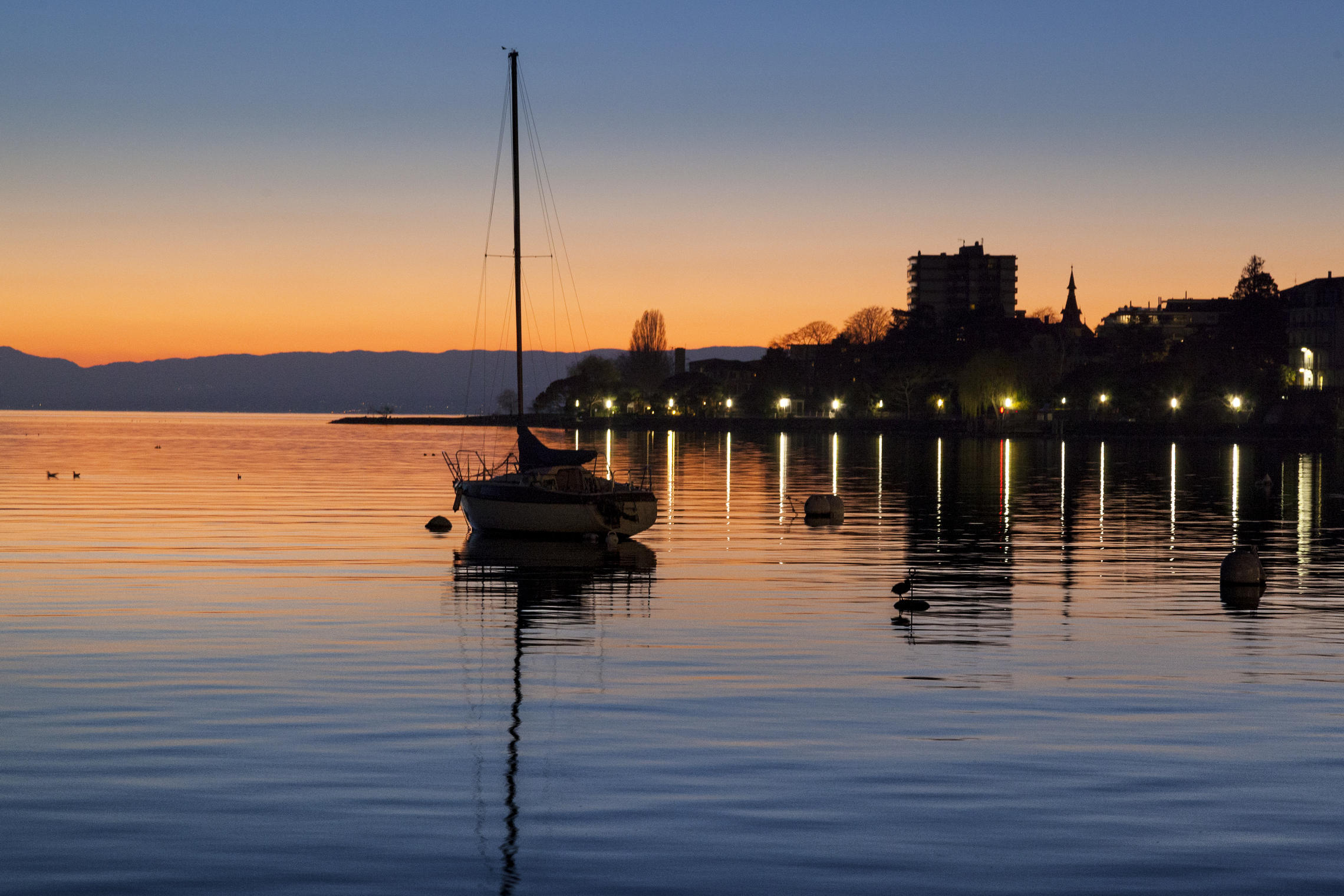 Вечер на Женевском озере