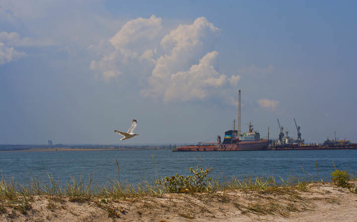 Море