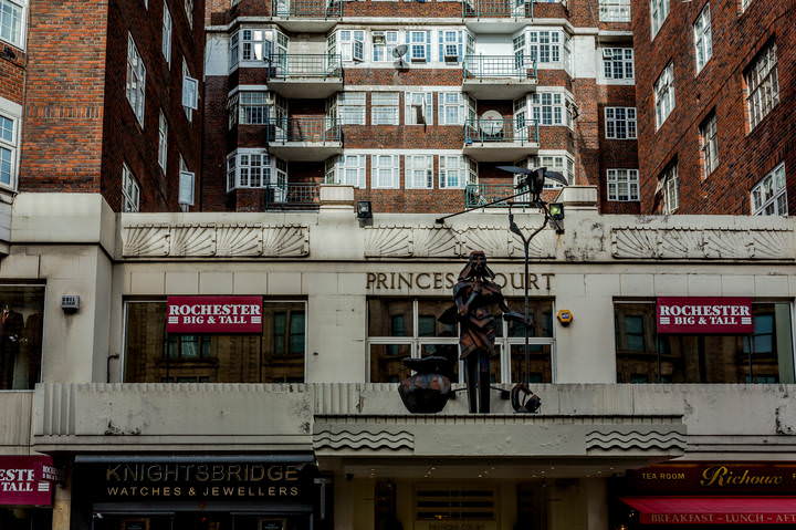 Fragment12 from London