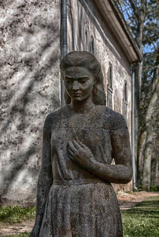cemetery sculpture
