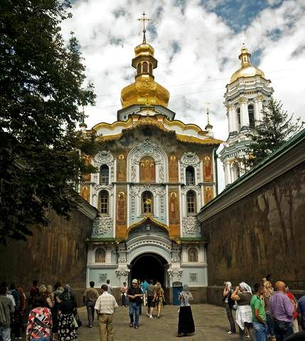 Главный вход в Киево-Печерскую лавру