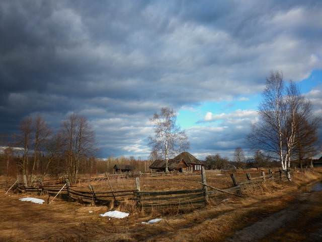 На краю