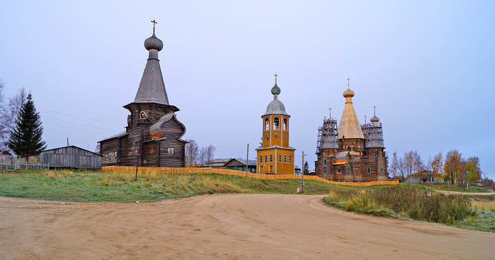 нёнокса.12.10.2014 .013.Троицкая и Никольская церковь.