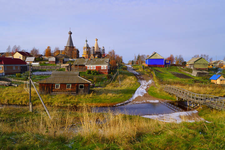 нёнокса.12.10.2014 .163.Троицкая и Никольская церковь.