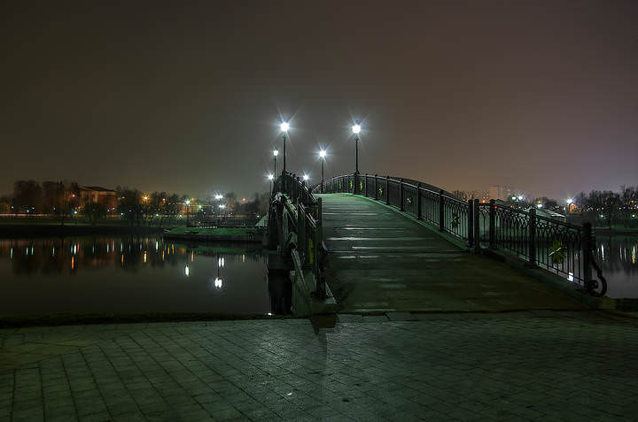 В вечернем парке.
