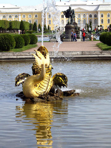 Фонтаны Петергофа.