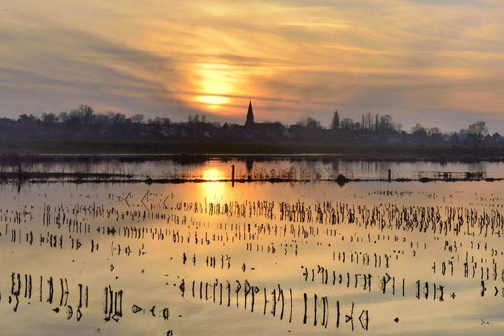 Sunset in Zarren.