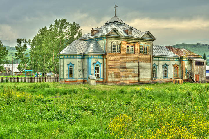 Столетний