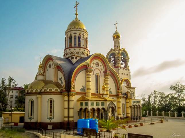 Храм святого равноапостольного великого князя Владимира в Сочи