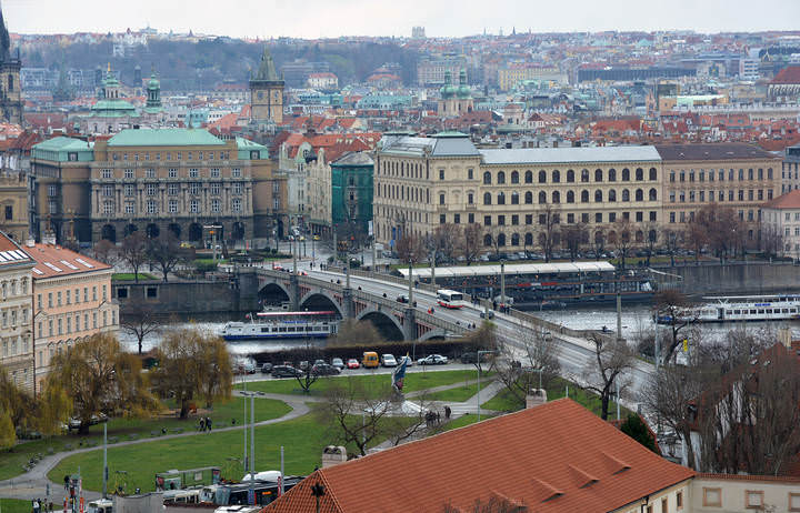 Прага