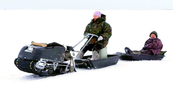 Жена рулит(рыбалка на Белом море).