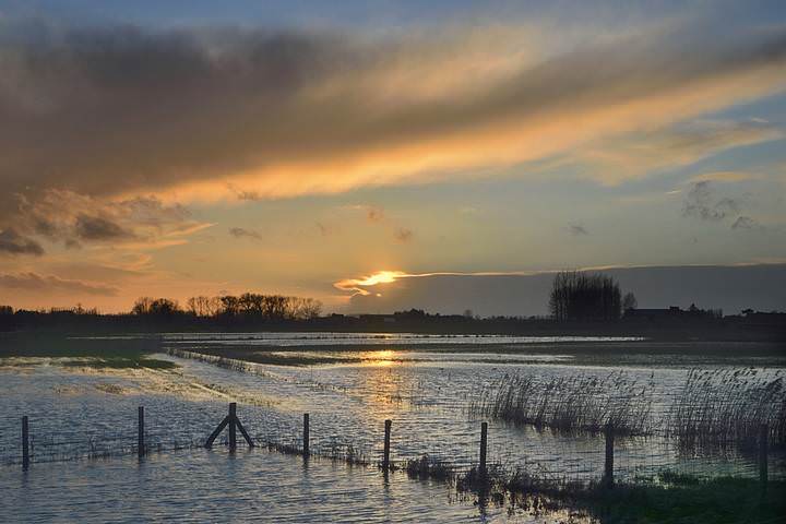 Sunset in Fintele.