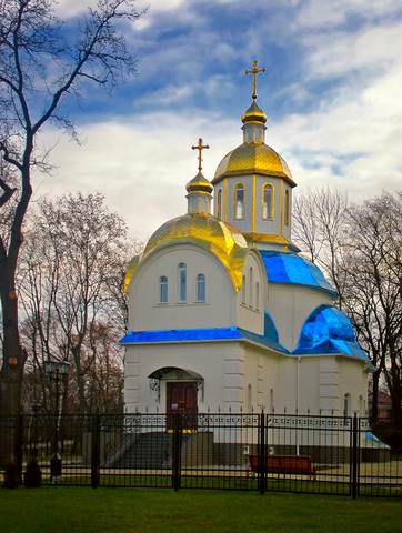 Храм