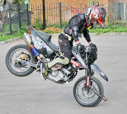  Мотоциклист