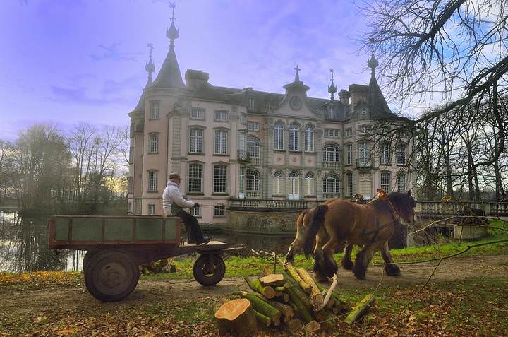 The castle of Poeke.