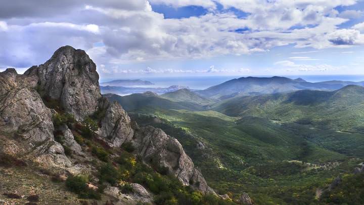 А где то в Крыму...