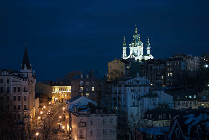 вечер на Андреевском спуске