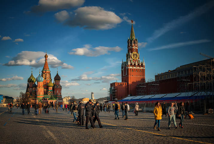 В преддверии