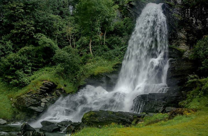 Norway-Steindalsfossen 1