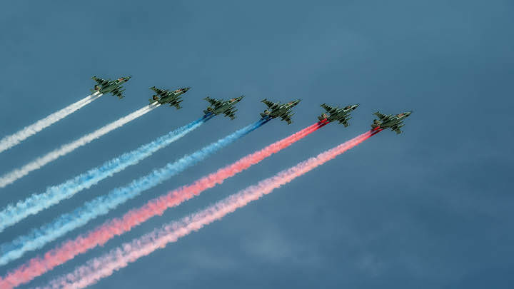 С ПРАЗДНИКОМ!!