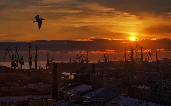 Закат над устьем Невы