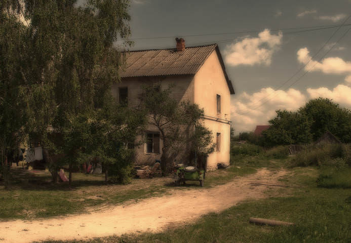 Провинциальный дворик