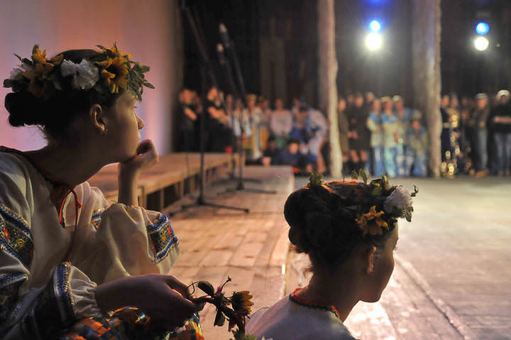 Закулисье