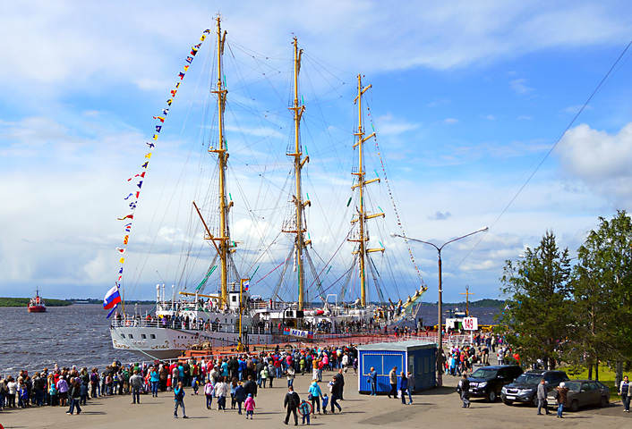 архангельск.12.06.2015 .002.Парусник,,Мир,,