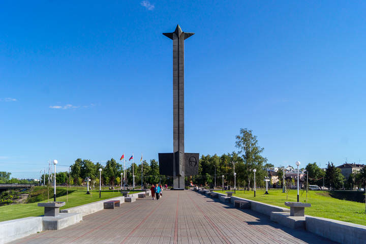 Площадь победы