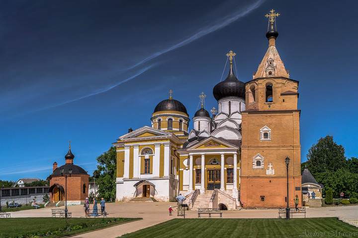 Свято-Успенский монастырь