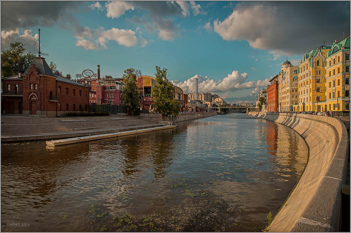 Про Водоотводной канал и Красный Октябрь.