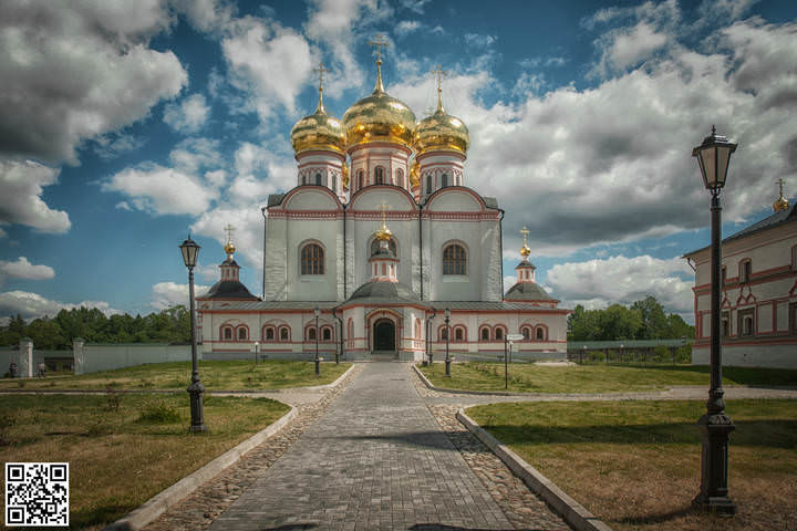 Куролесим по весям...Иверский монастырь...