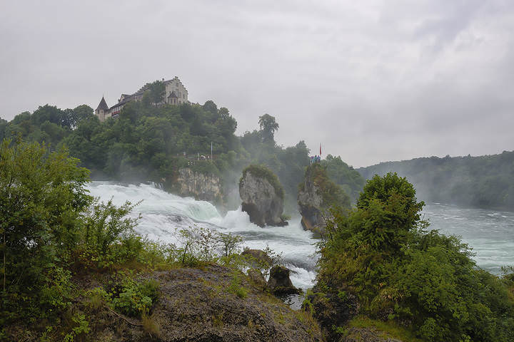 Рейнский водопад.