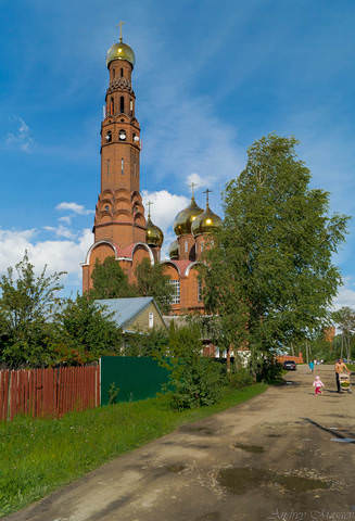 Храм Воскресения Христова в г. Вичуге 