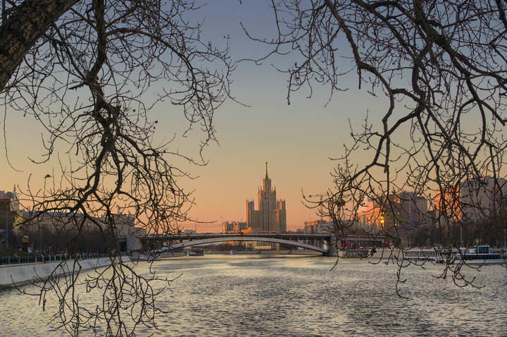 Вид на Большой Краснохолмский мост
