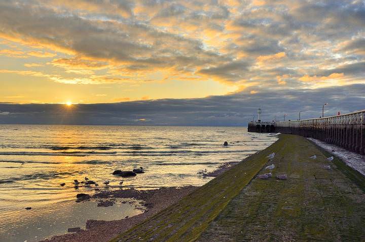 Evening in Newport.