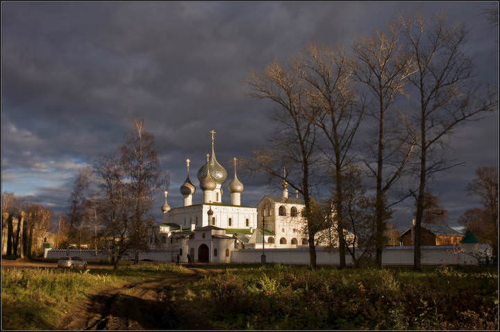 Воскресенский мужской монастырь